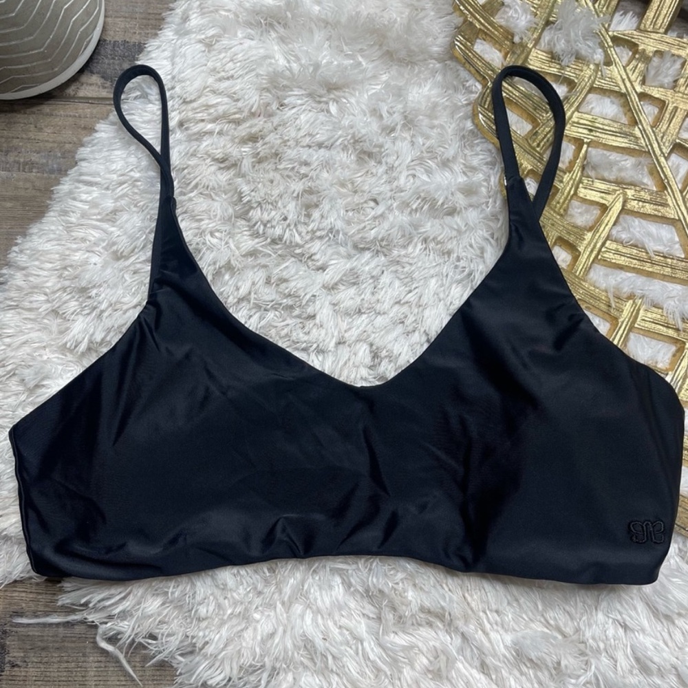 Albion Fit Black Bikini Swim Top